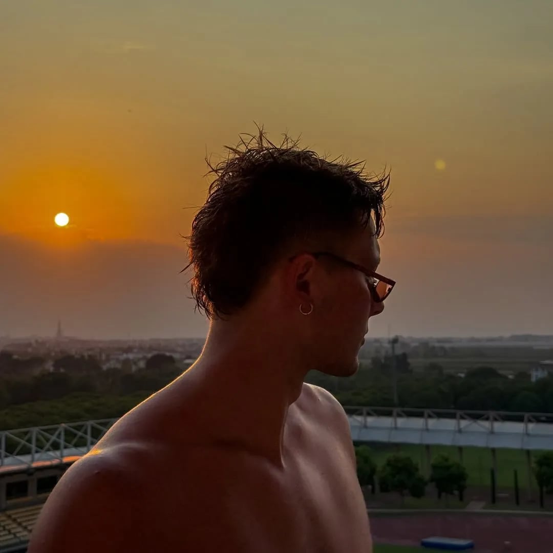 Berke Saka - Sporcu (23 yaşında) - Profil fotoğrafı ve resmi görsel