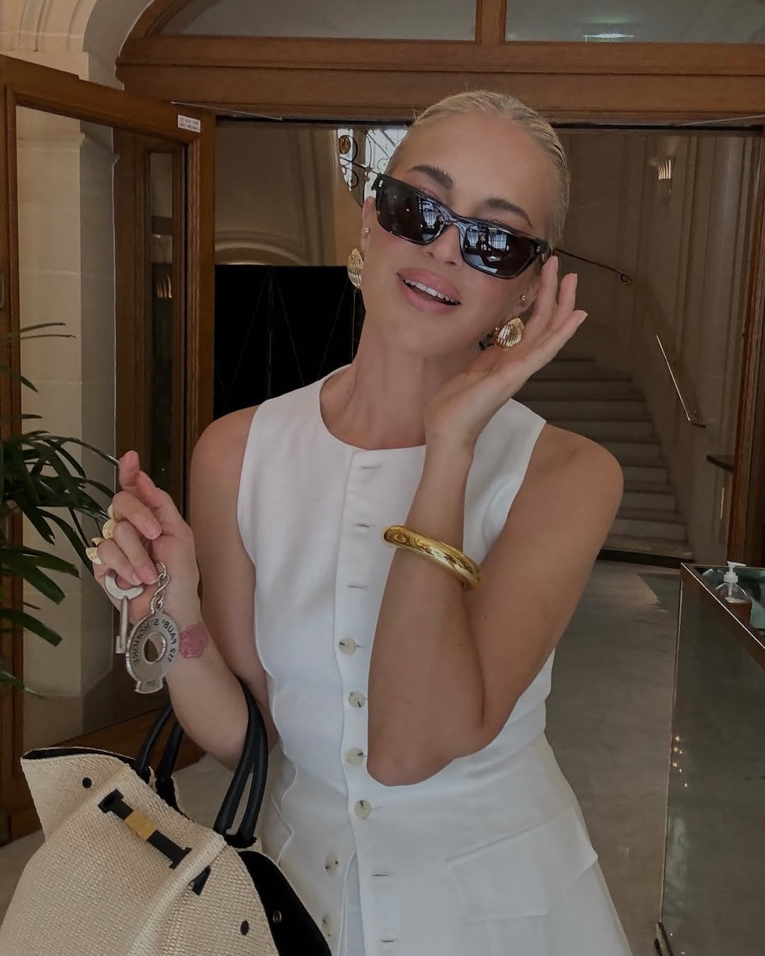 Kamile Burcu Esmersoy - Oyuncu (50 yaşında) - fotoğraf