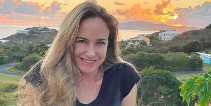 Çağla Kubat - Oyuncu (47 yaşında) - Profil fotoğrafı ve resmi görsel