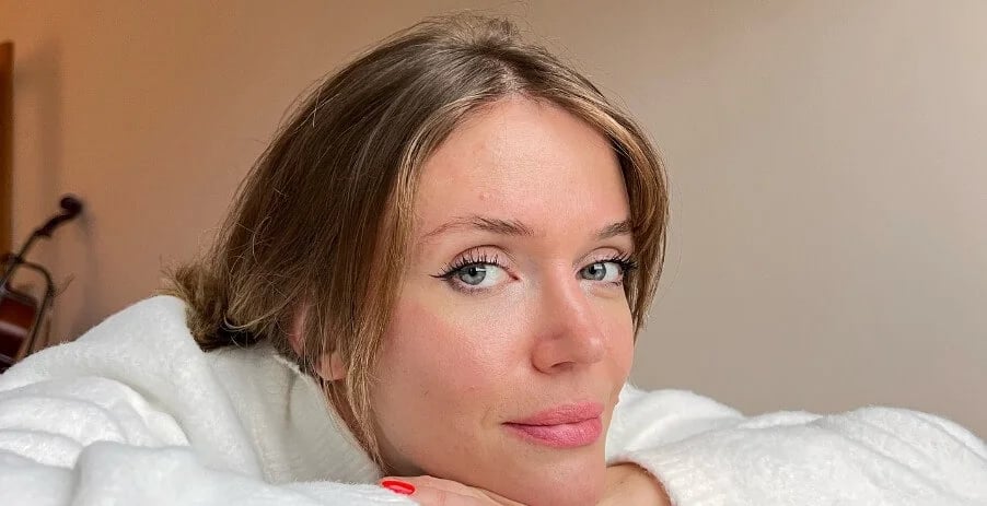 Ecem Karavus - Oyuncu (37 yaşında) - sosyal medya fotoğrafı