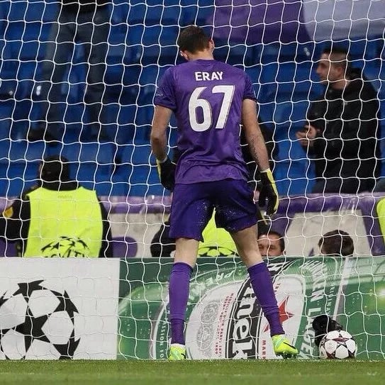 Eray İşcan - Futbolcu (35 yaşında) - Profil fotoğrafı ve resmi görsel