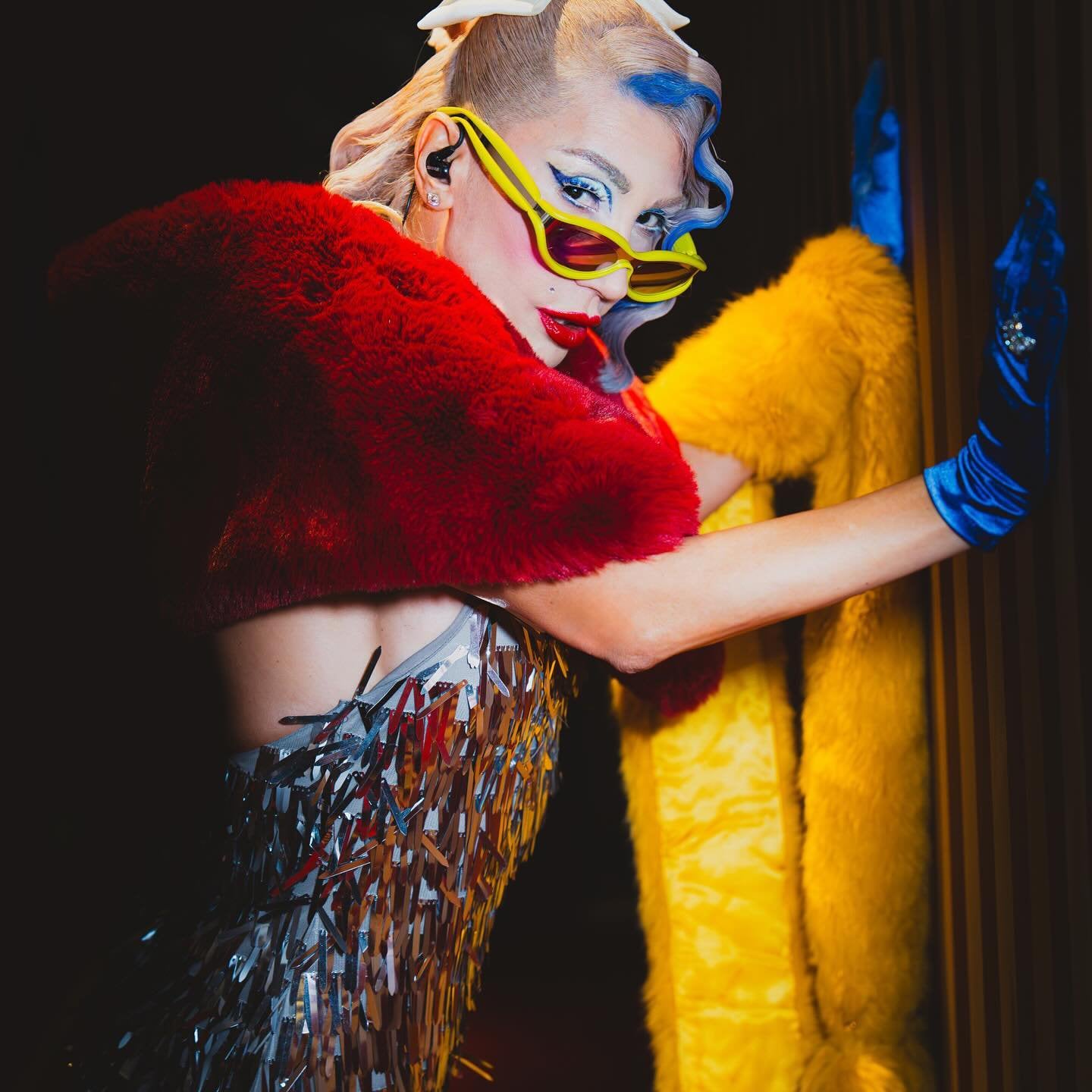 Makbule Hande Özyener - Şarkıcı (53 yaşında) - fotoğraf