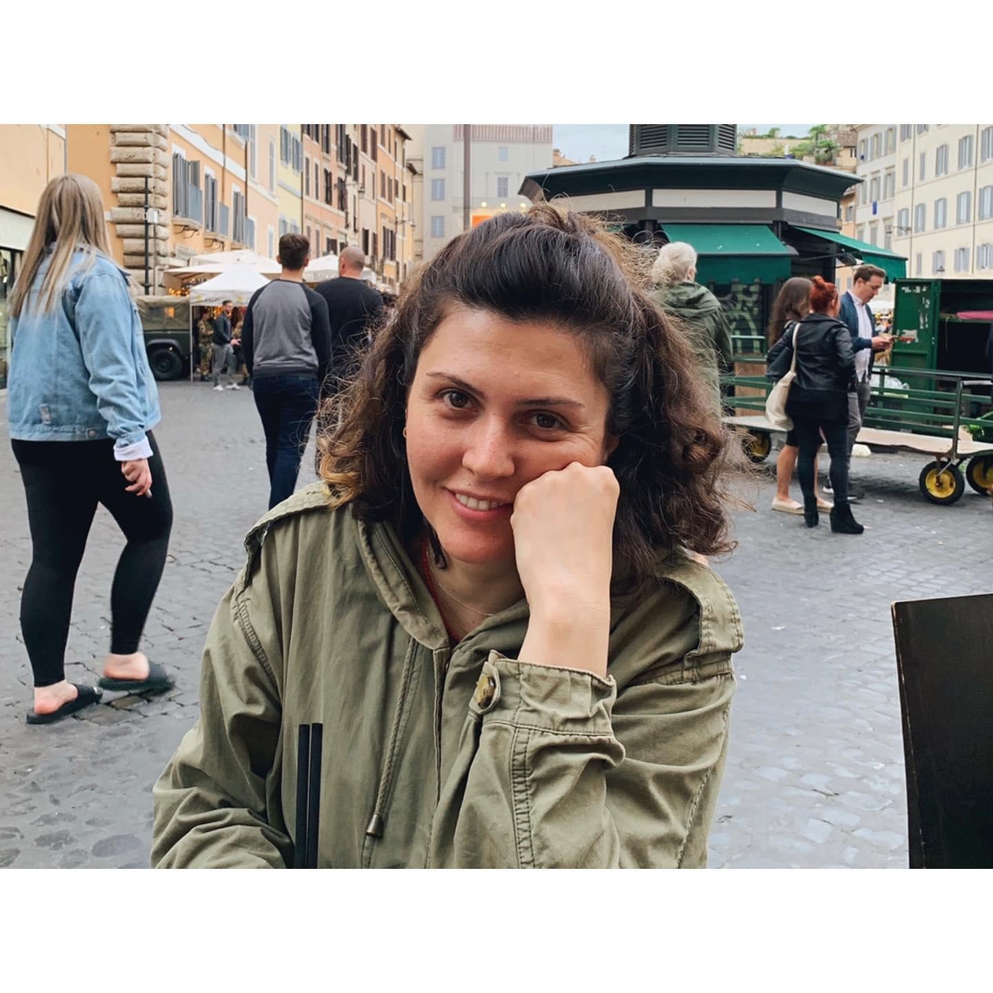 İdil Yener - Oyuncu (43 yaşında) - fotoğraf