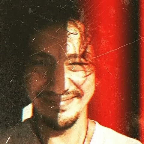 Kaan Yılmaz - Oyuncu (42 yaşında) - Profil fotoğrafı ve resmi görsel