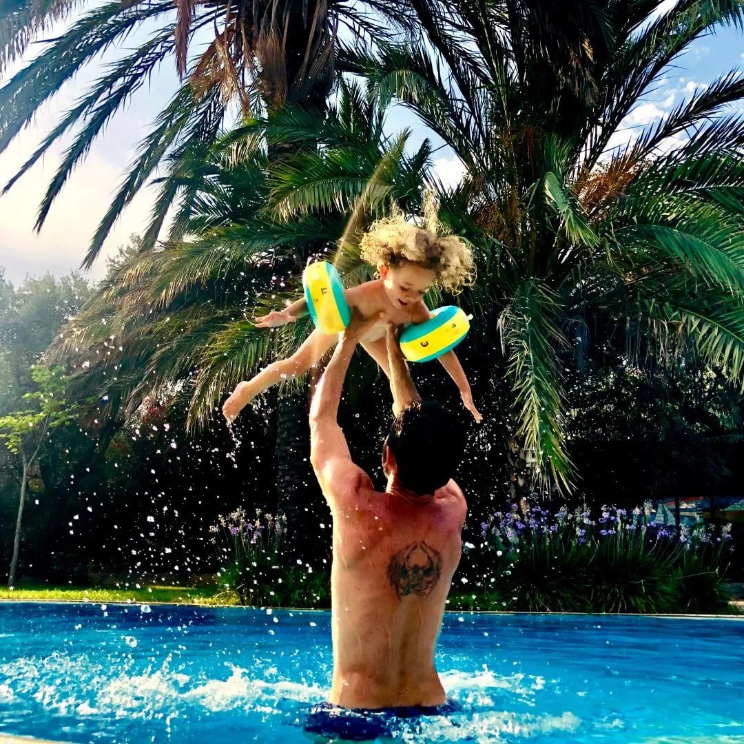 Kaya Akkaya - Oyuncu (46 yaşında) - Profil fotoğrafı ve resmi görsel