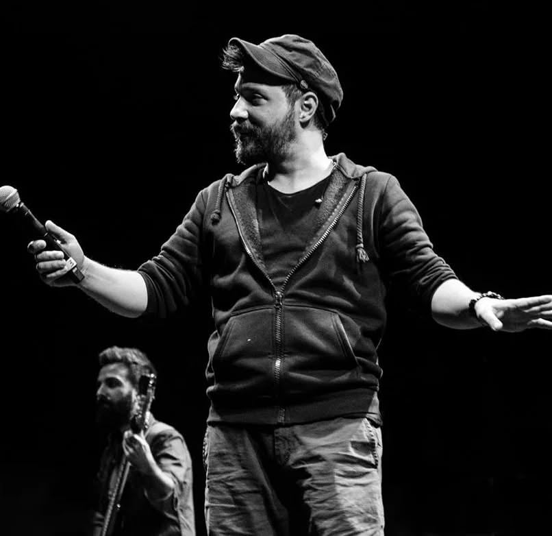 Oğuzhan Uğur - Müzisyen (42 yaşında) - fotoğraf