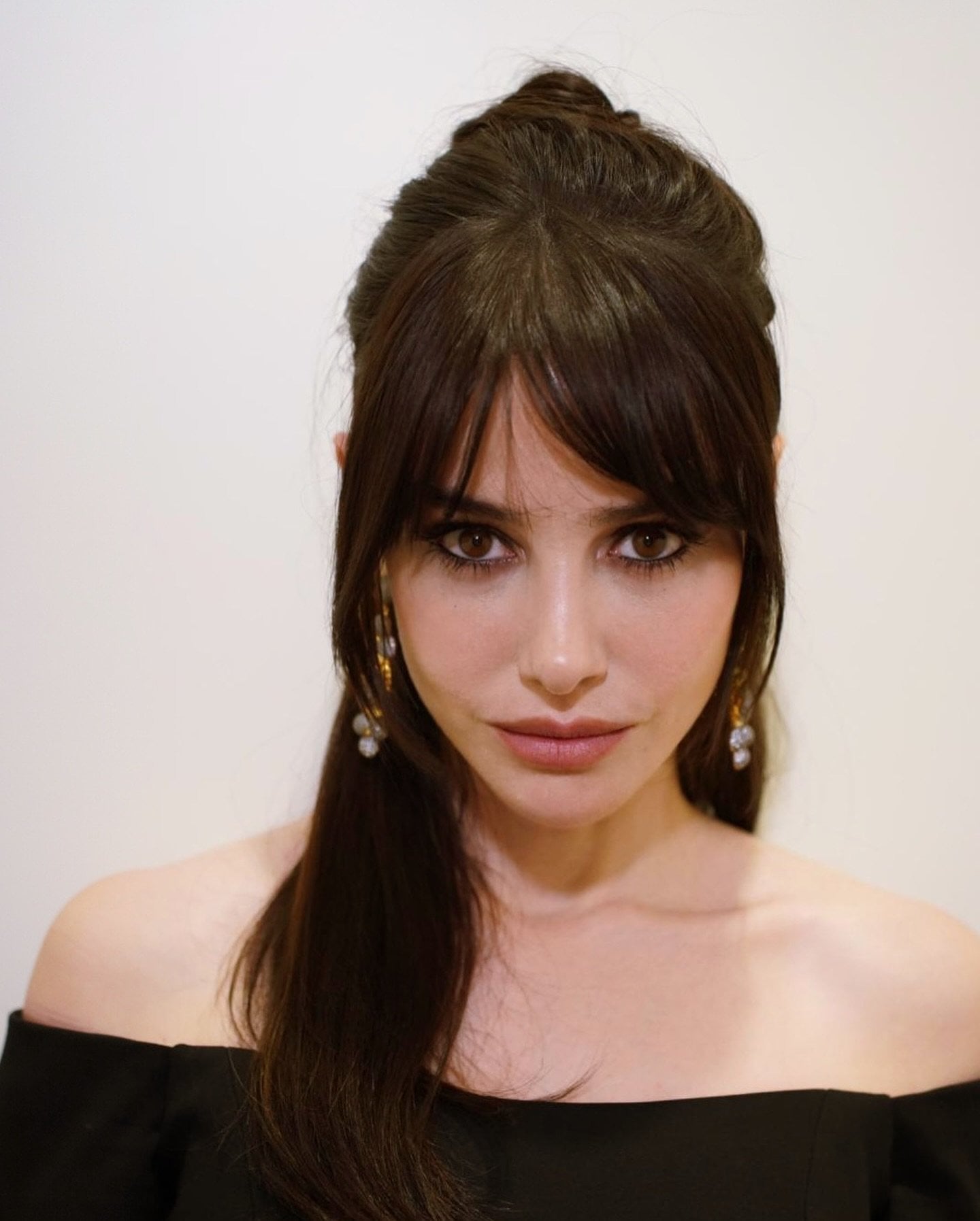 Özge Gürel - Oyuncu (39 yaşında) - Profil fotoğrafı ve resmi görsel