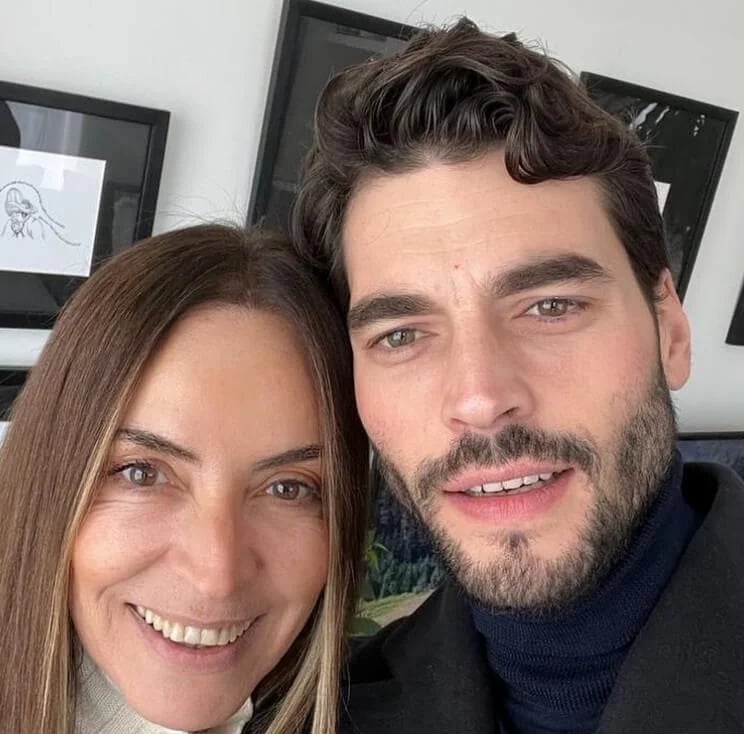 Özlem Akınözü - Oyuncu (62 yaşında) - fotoğraf