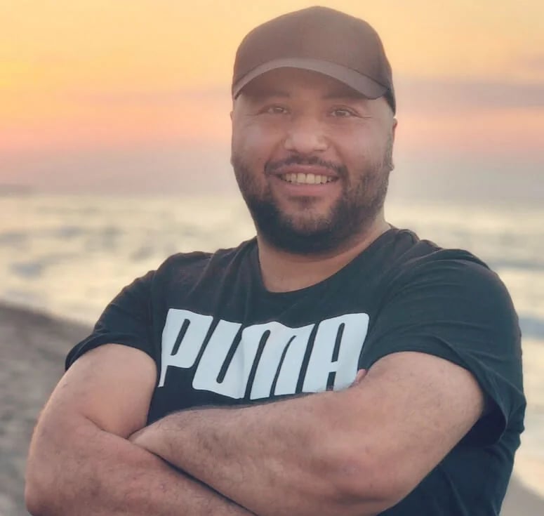 Savaş Talha - Şarkıcı (38 yaşında) - fotoğraf