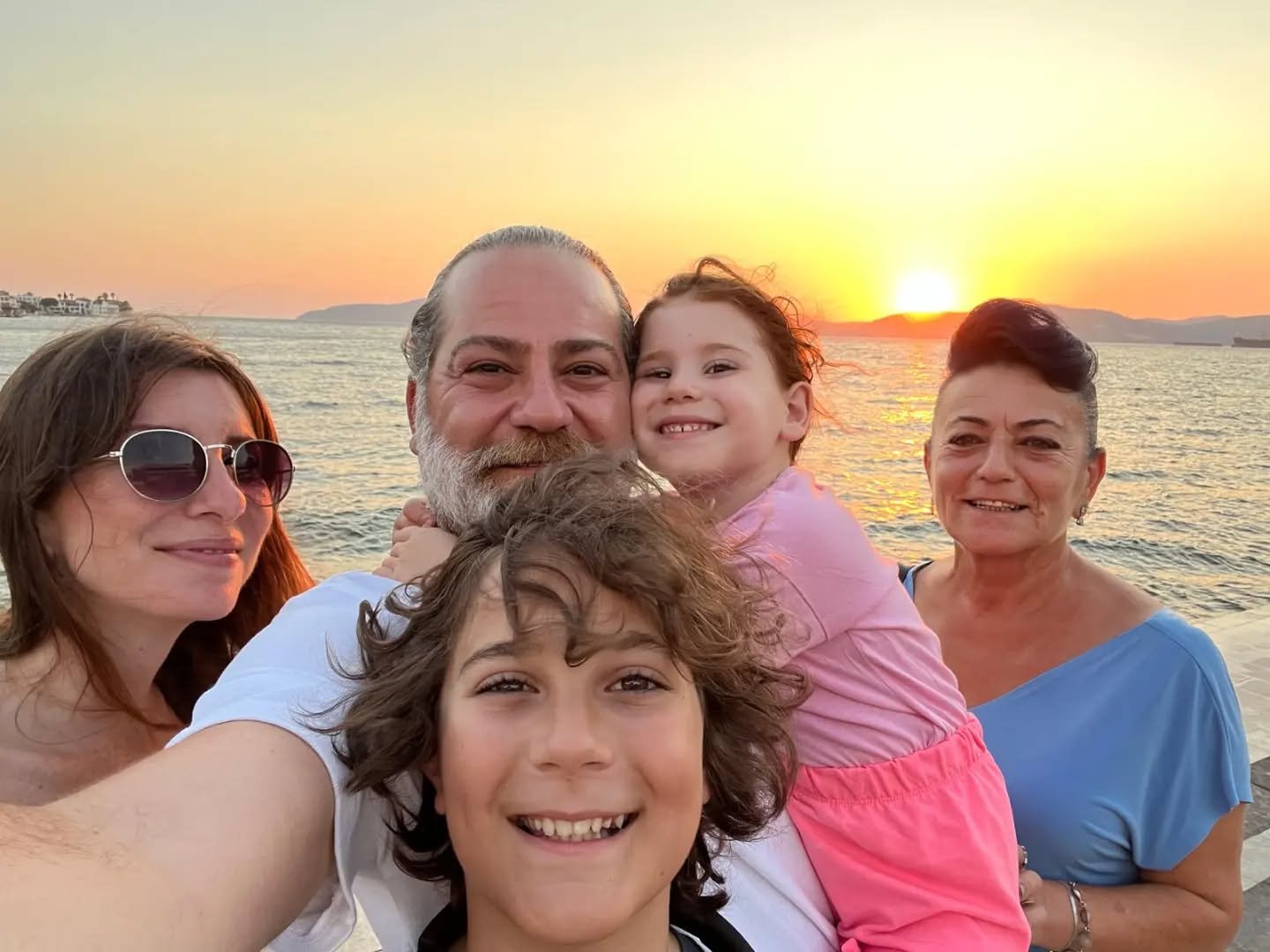 Burak Demir - Oyuncu (48 yaşında) - Ana profil fotoğrafı ve resmi görsel