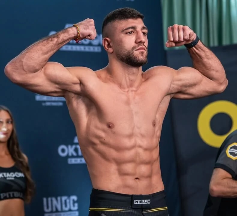 Cihad Akipa - MMA Dövüşçüsü (30 yaşında) - Ana profil fotoğrafı ve resmi görsel