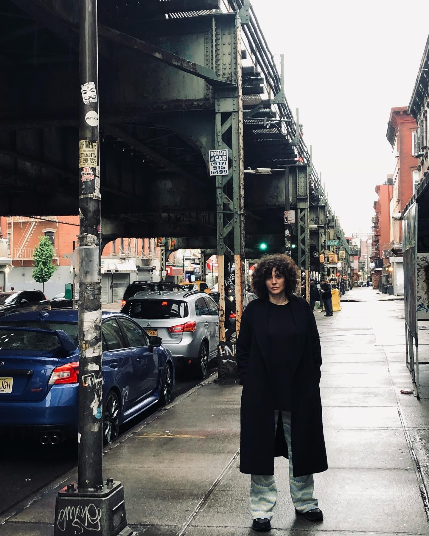 İdil Yener - Oyuncu (43 yaşında) - Ana profil fotoğrafı ve resmi görsel