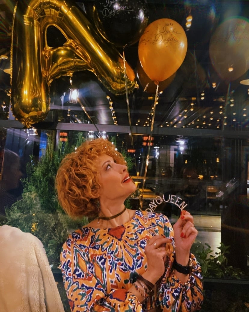 Açelya Topaloğlu - Dizi Oyuncusu (40 yaşında) - günlük yaşam fotoğrafı