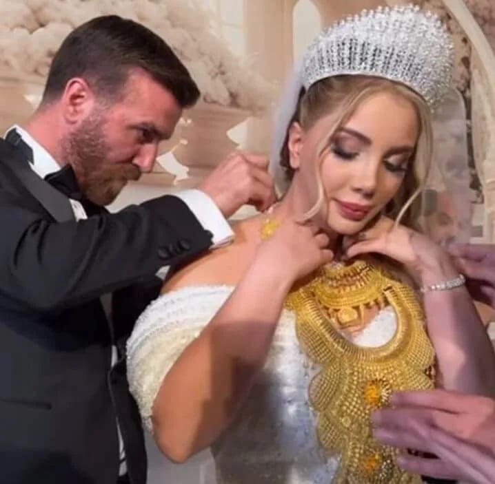 Aleyna Dalveren - Oyuncu (30 yaşında) - fotoğraf