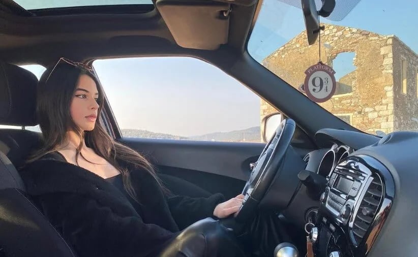 Ceyda Ceren Edis - Oyuncu - sosyal medya fotoğrafı